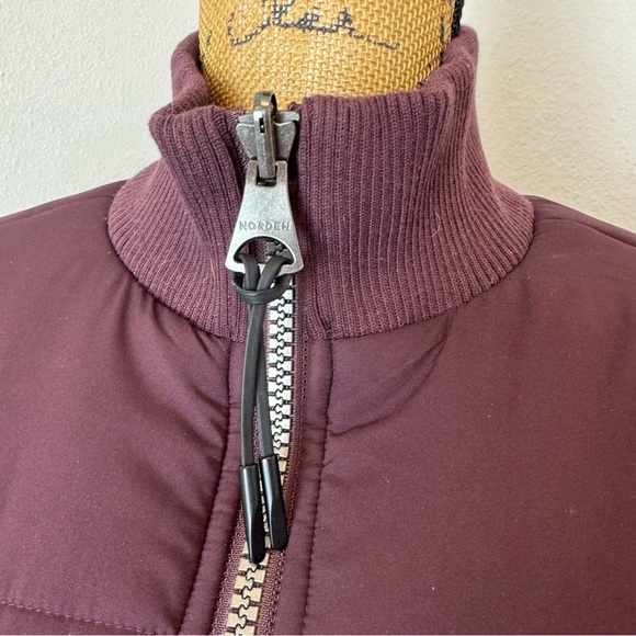 NORDEN PROJECT reversible puffer jacket burgundy black sustainable recycled - Picture 4 of 16
